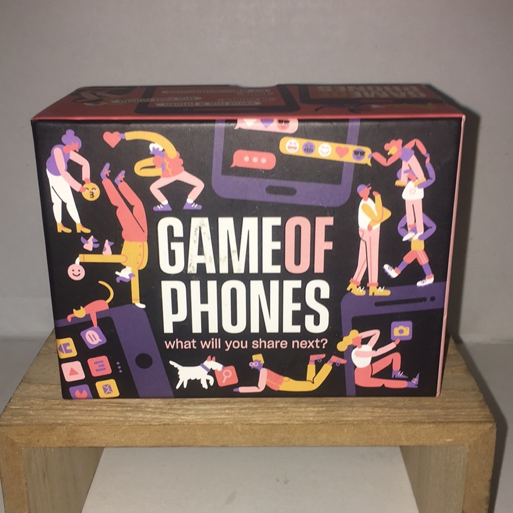GAME OF PHONES WHAT WILL YOU SHARE NEXT CARD GAME